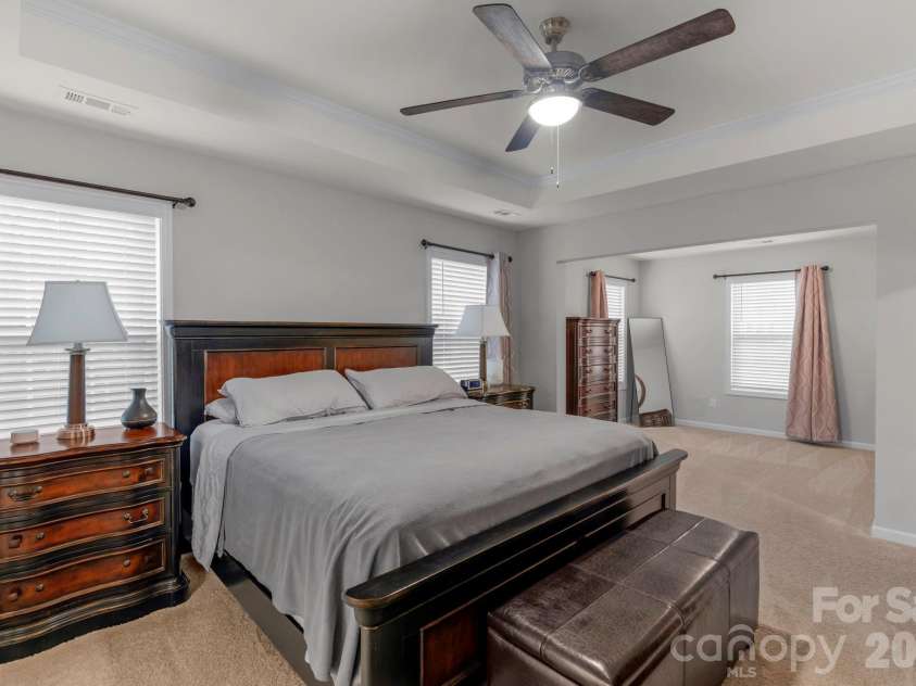 236 Robinwood Lane, Lake Wylie, SC 29710.  MLS# CAR4276831, YatesRealty ID 9740. 
