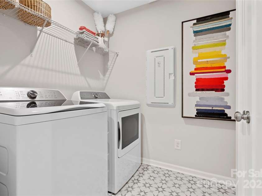 7113 Short Stirrup Lane, Mint Hill, NC 28227.  MLS# CAR4239869, YatesRealty ID 9740. The Henderson | Alton Creek *actual finishes, orientation, and structural selections may vary. Furniture not included