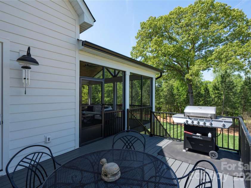 129 Ryleigh Dan Place, Mooresville, NC 28115.  MLS# CAR4222614, YatesRealty ID 9741. 