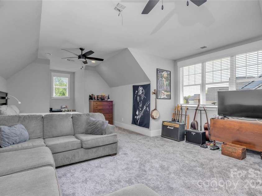 129 Ryleigh Dan Place, Mooresville, NC 28115.  MLS# CAR4222614, YatesRealty ID 9741. Bonus room or could be another Bedroom