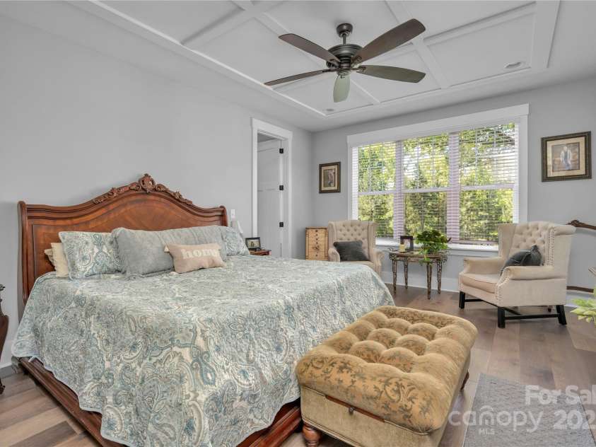 129 Ryleigh Dan Place, Mooresville, NC 28115.  MLS# CAR4222614, YatesRealty ID 9741. Main Level Primary Suite