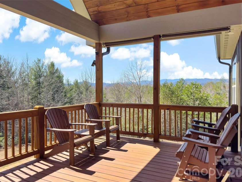 207 Lake Crest Drive, Nebo, NC 28761.  MLS# CAR4365353, YatesRealty ID 9741. 