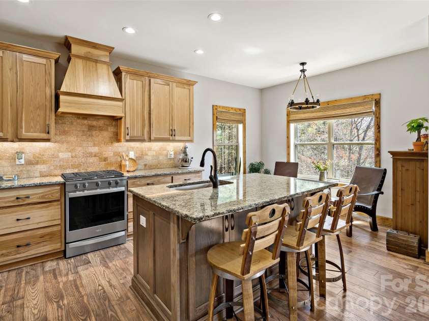 207 Lake Crest Drive, Nebo, NC 28761.  MLS# CAR4365353, YatesRealty ID 9741. 