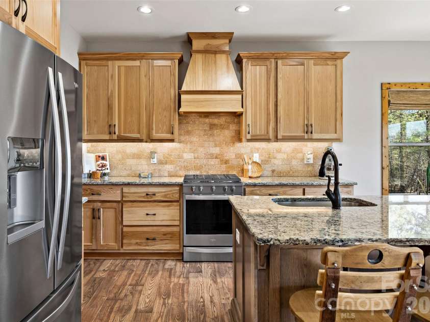 207 Lake Crest Drive, Nebo, NC 28761.  MLS# CAR4365353, YatesRealty ID 9741. 