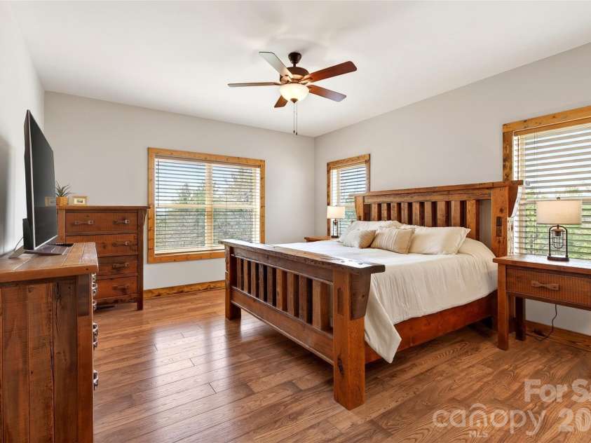 207 Lake Crest Drive, Nebo, NC 28761.  MLS# CAR4365353, YatesRealty ID 9741. 
