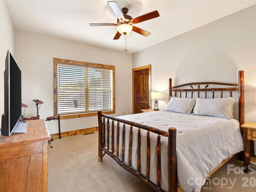 207 Lake Crest Drive, Nebo, NC 28761.  MLS# CAR4365353, YatesRealty ID 9741. 