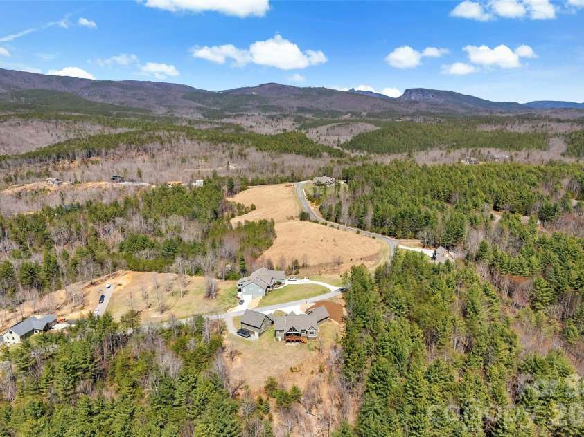 207 Lake Crest Drive, Nebo, NC 28761.  MLS# CAR4365353, YatesRealty ID 9741. 