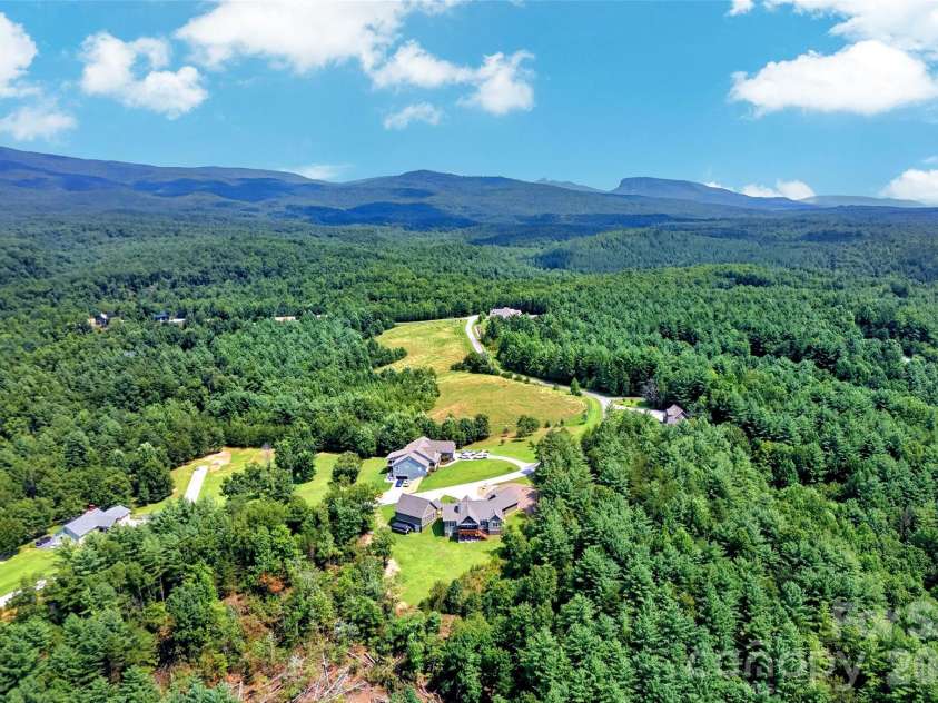 207 Lake Crest Drive, Nebo, NC 28761.  MLS# CAR4365353, YatesRealty ID 9741. 