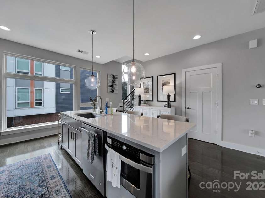 107 Poindexter Drive, Charlotte, NC 28203.  MLS# CAR4226700, YatesRealty ID 9746. 