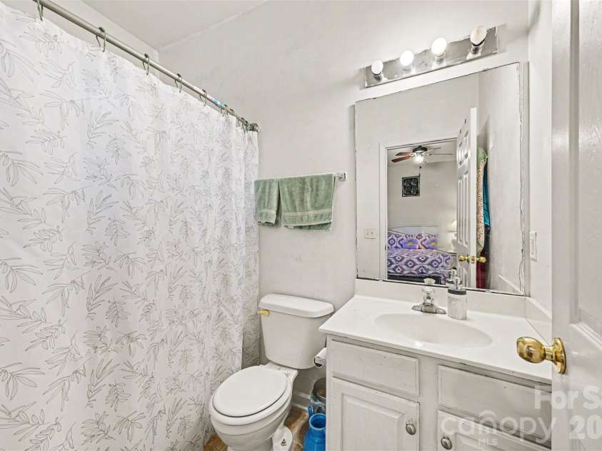5767 Bent Creek Circle, Charlotte, NC 28227.  MLS# CAR4349388, YatesRealty ID 9746. 