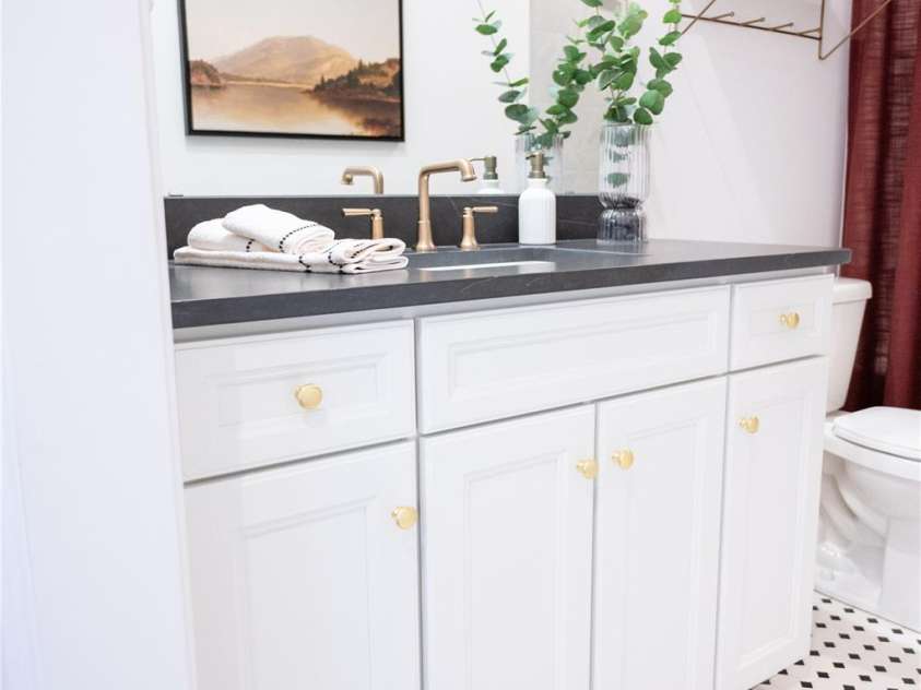 317 Old Town Village Road, Waxhaw, NC 28173.  MLS# CAR4234671, YatesRealty ID 9748. The Price Model | Old Town Village | *actual finishes, color scheme, orientation vary on this home. Furniture not included.