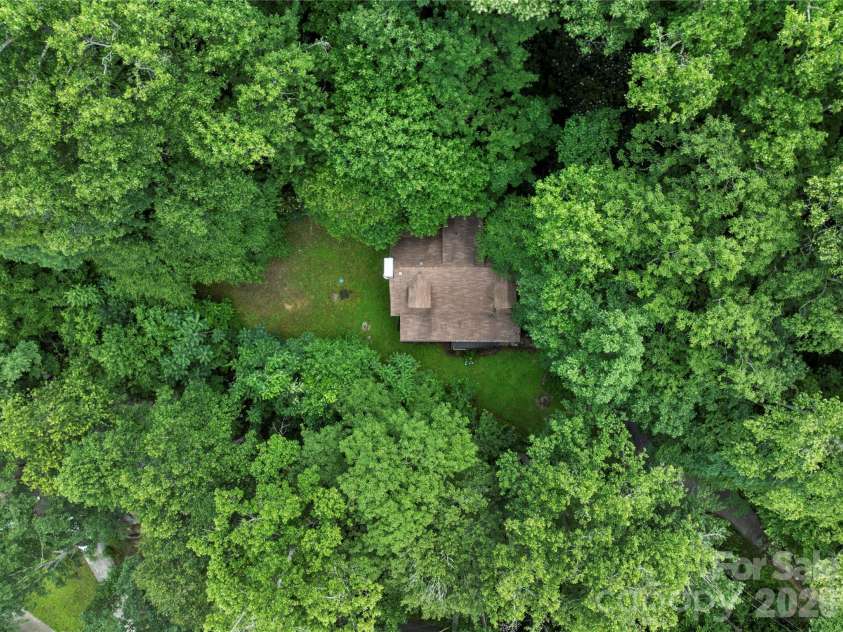 48 Buck Ridge Road, Fairview, NC 28730.  MLS# CAR4290270, YatesRealty ID 9748. 