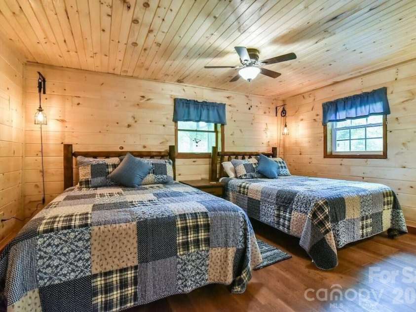 48 Buck Ridge Road, Fairview, NC 28730.  MLS# CAR4290270, YatesRealty ID 9748. Lower level bonus room