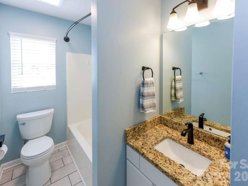229 Drumstand Road, Stony Point, NC 28678.  MLS# CAR4363883, YatesRealty ID 9749. Main Bath