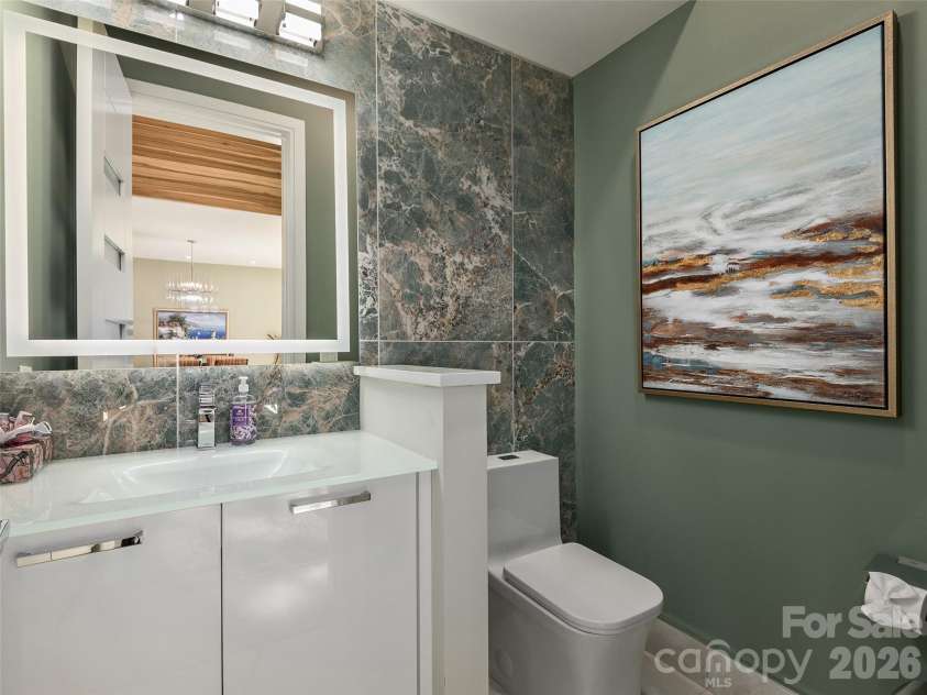 123 Wembley Road, Asheville, NC 28804.  MLS# CAR4392836, YatesRealty ID 975. 