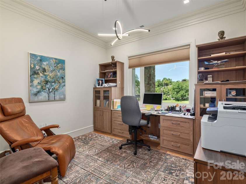 123 Wembley Road, Asheville, NC 28804.  MLS# CAR4392836, YatesRealty ID 975. 