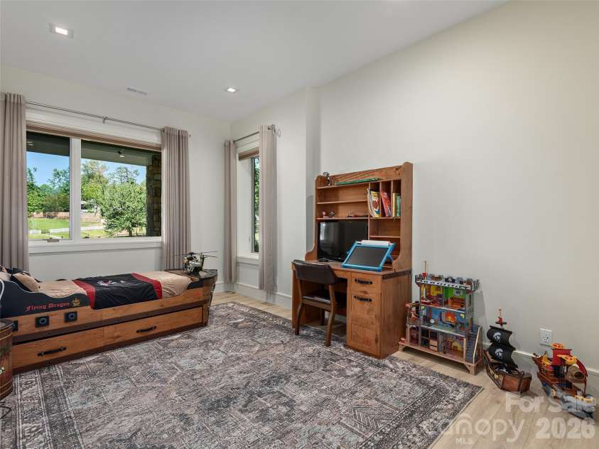 123 Wembley Road, Asheville, NC 28804.  MLS# CAR4392836, YatesRealty ID 975. 