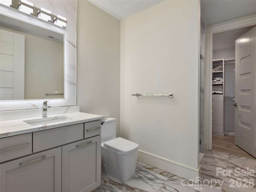 123 Wembley Road, Asheville, NC 28804.  MLS# CAR4392836, YatesRealty ID 975. 