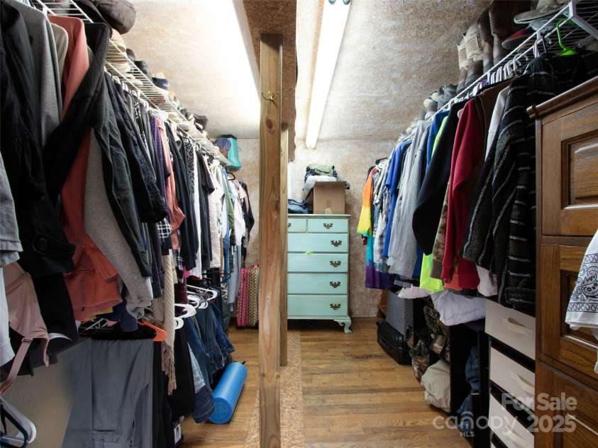 12982 US Hwy 19W None, Burnsville, NC 28714.  MLS# CAR4234088, YatesRealty ID 975. Walk in closet