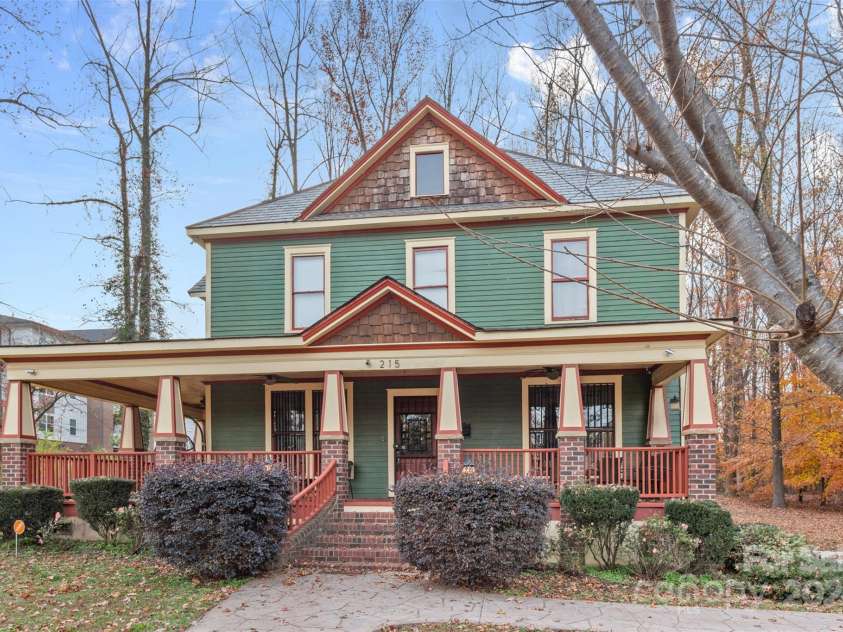 215 Eastway Drive, Charlotte, NC 28213.  MLS# CAR4204752, YatesRealty ID 975. 