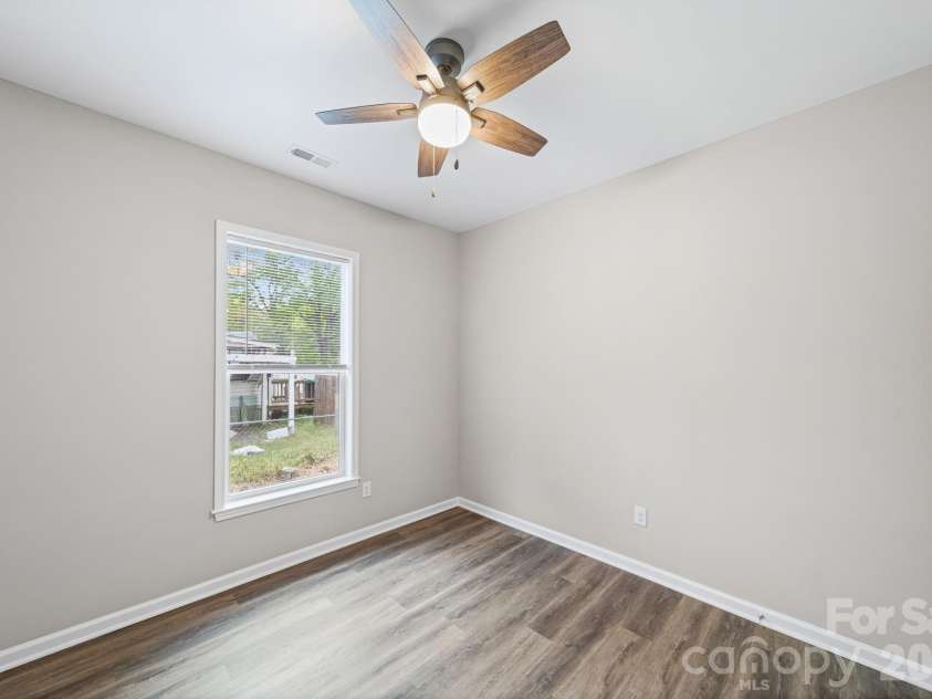 206 Legrand Street, Cheraw, SC 29520.  MLS# CAR4363903, YatesRealty ID 9750. 