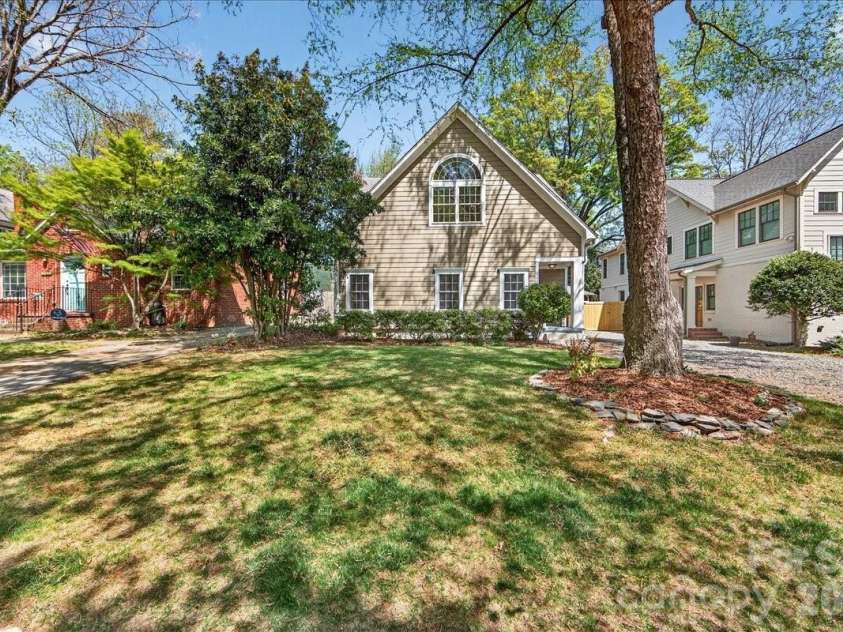 2419 Chesterfield Avenue, Charlotte, NC 28205.  MLS# CAR4365564, YatesRealty ID 9751. 