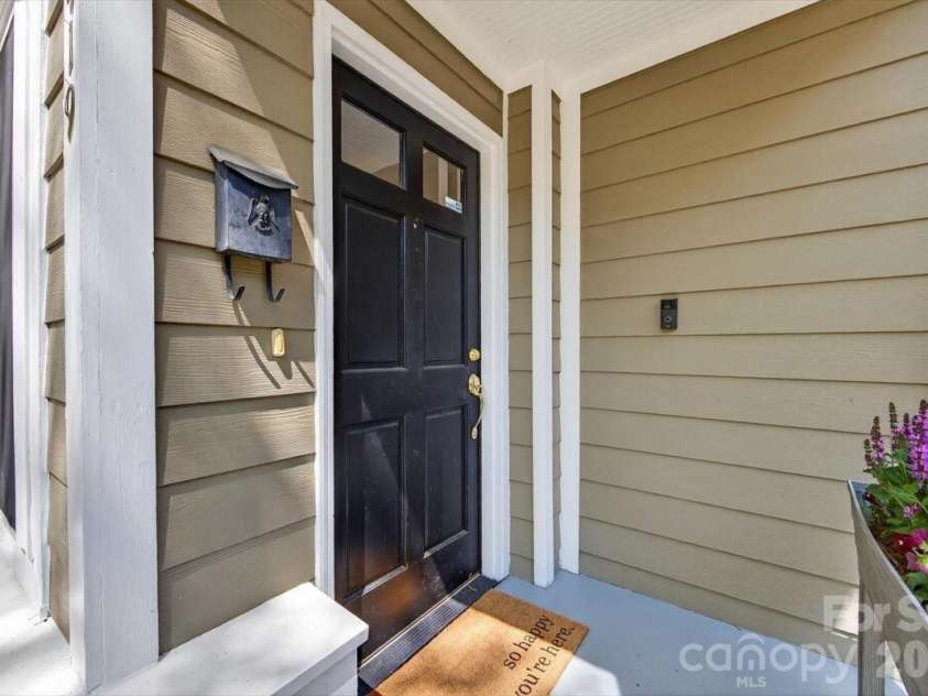 2419 Chesterfield Avenue, Charlotte, NC 28205.  MLS# CAR4365564, YatesRealty ID 9751. 