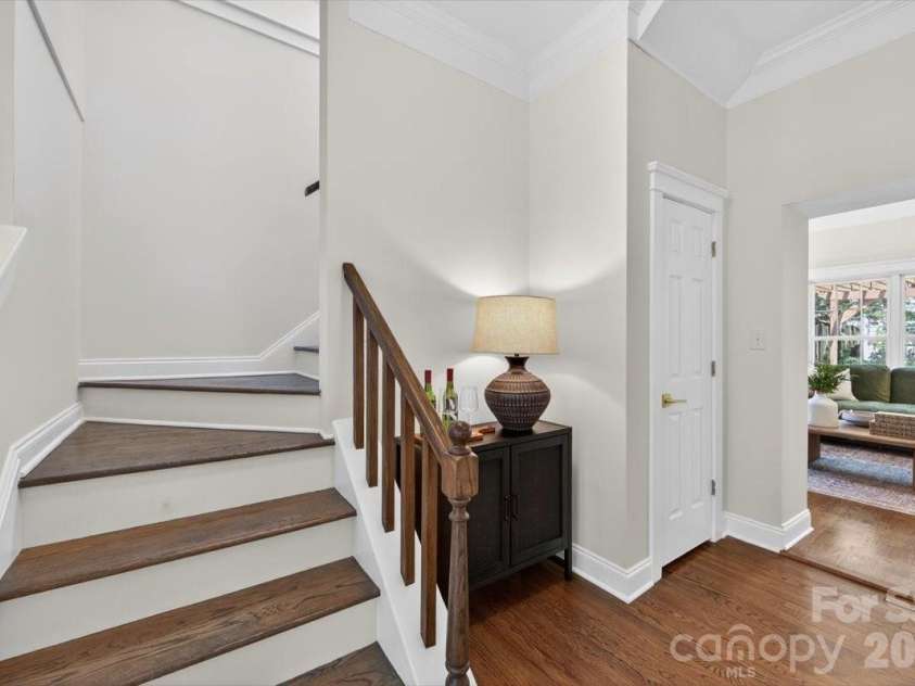 2419 Chesterfield Avenue, Charlotte, NC 28205.  MLS# CAR4365564, YatesRealty ID 9751. 