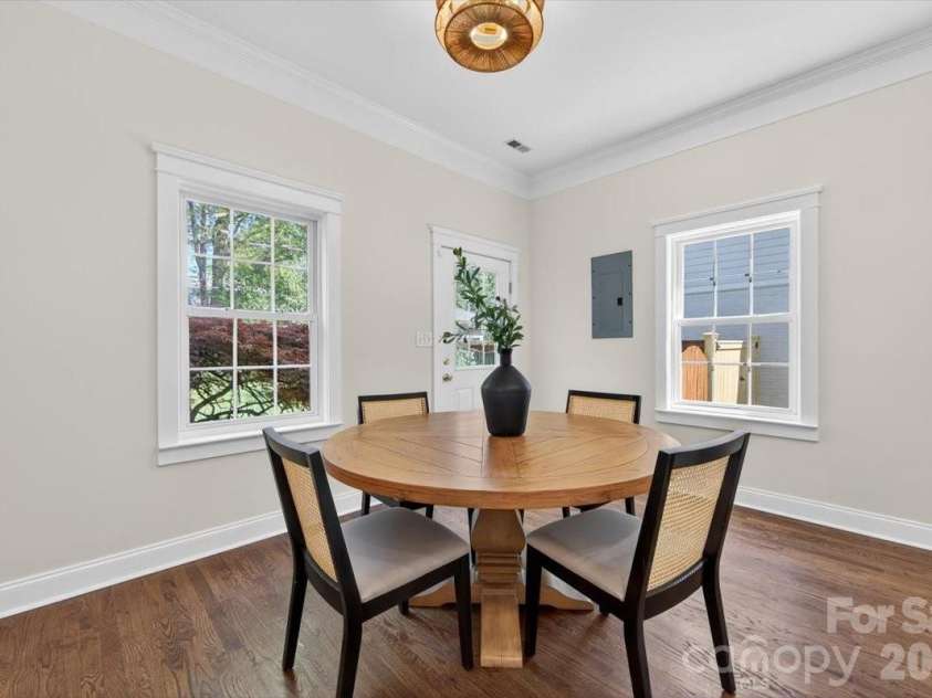 2419 Chesterfield Avenue, Charlotte, NC 28205.  MLS# CAR4365564, YatesRealty ID 9751. Breakfast Room