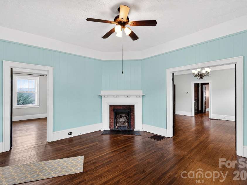 2 Hunt Hill Place, Asheville, NC 28801.  MLS# CAR4347464, YatesRealty ID 9752. Both fireplaces work!