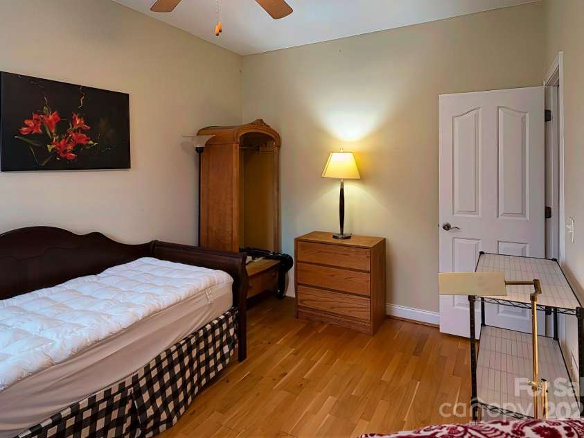 95 Outlook Circle, Swannanoa, NC 28778.  MLS# CAR4244767, YatesRealty ID 9752. Second bedroom main level