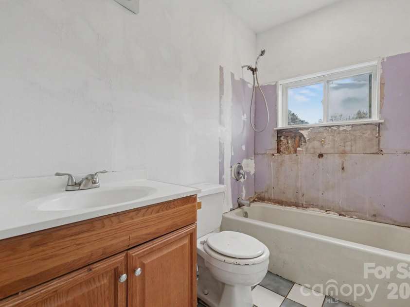 5647 Putuptoe Place, Norwood, NC 28128.  MLS# CAR4352586, YatesRealty ID 9754. 