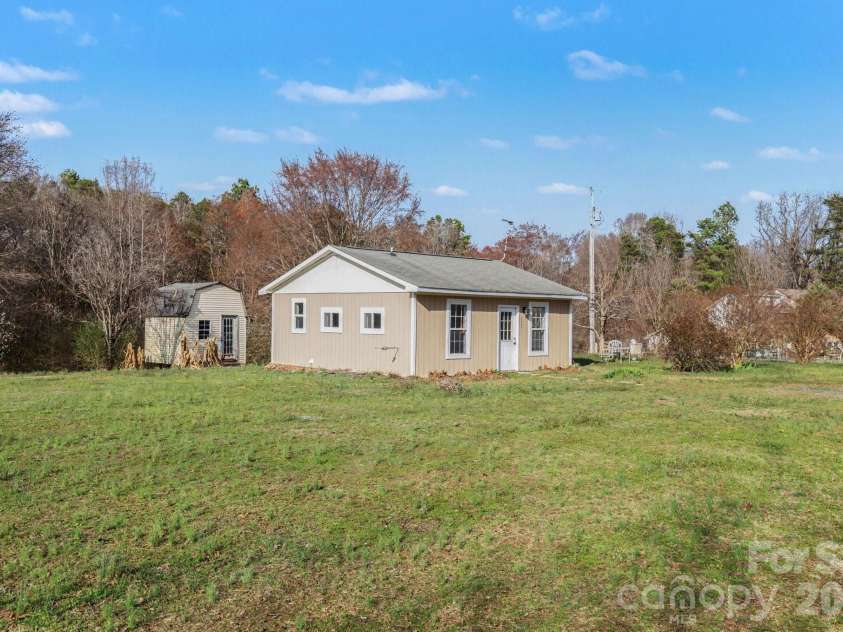 5647 Putuptoe Place, Norwood, NC 28128.  MLS# CAR4352586, YatesRealty ID 9754. 