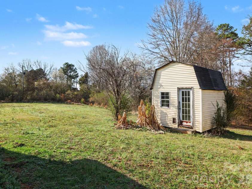 5647 Putuptoe Place, Norwood, NC 28128.  MLS# CAR4352586, YatesRealty ID 9754. 