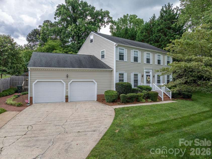 2410 Monticello Drive, Gastonia, NC 28056.  MLS# CAR4396522, YatesRealty ID 9755. 
