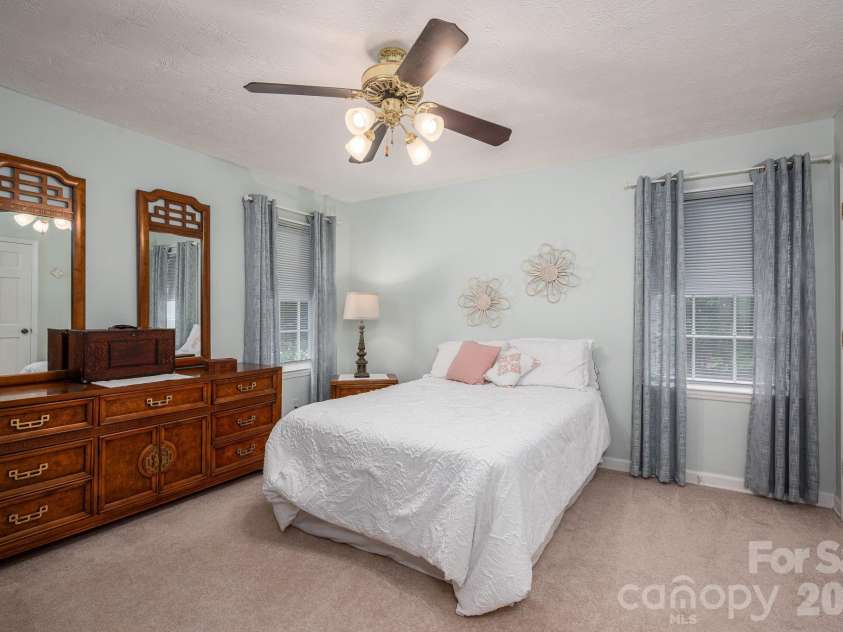 2410 Monticello Drive, Gastonia, NC 28056.  MLS# CAR4396522, YatesRealty ID 9755. 