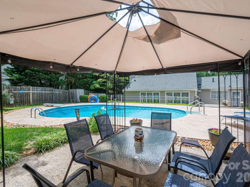 2410 Monticello Drive, Gastonia, NC 28056.  MLS# CAR4396522, YatesRealty ID 9755. 