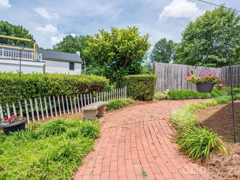 2410 Monticello Drive, Gastonia, NC 28056.  MLS# CAR4396522, YatesRealty ID 9755. 