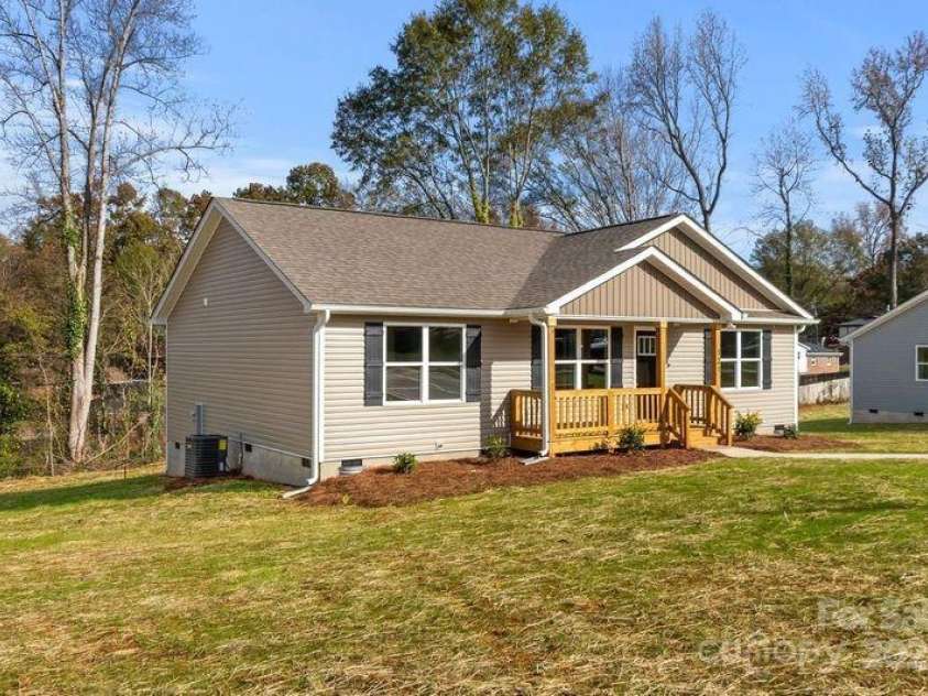 121 Orchard Street, Forest City, NC 28043.  MLS# CAR4199095, YatesRealty ID 9756. 