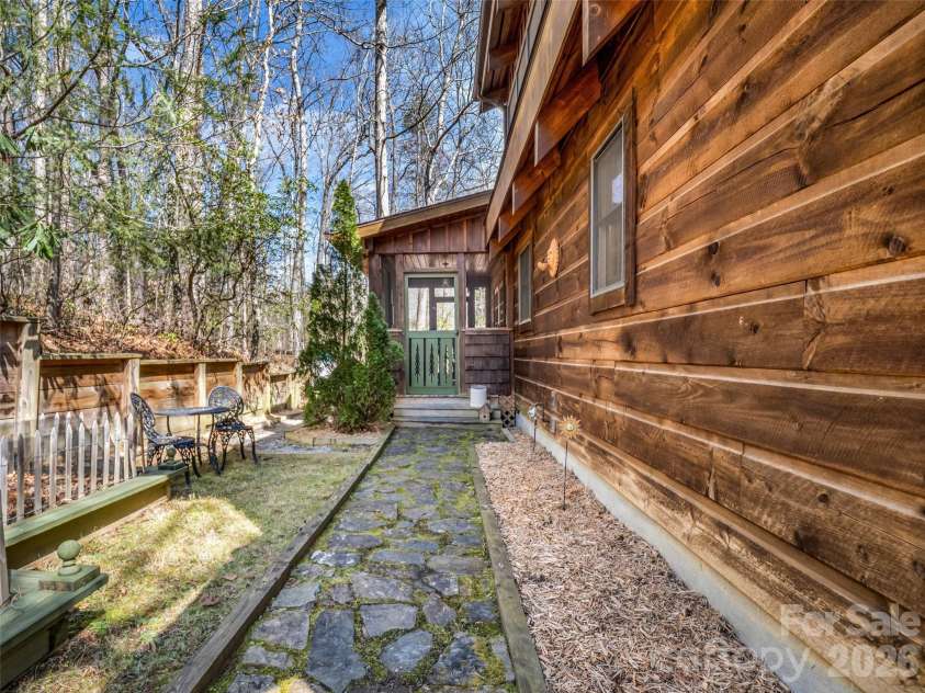 256 Bear Branch Road, Hendersonville, NC 28792.  MLS# CAR4361607, YatesRealty ID 9757. 