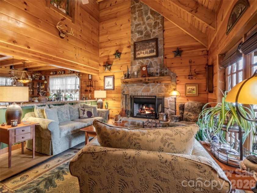 256 Bear Branch Road, Hendersonville, NC 28792.  MLS# CAR4361607, YatesRealty ID 9757. 