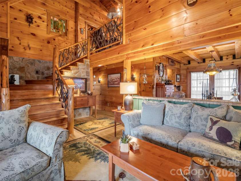 256 Bear Branch Road, Hendersonville, NC 28792.  MLS# CAR4361607, YatesRealty ID 9757. 