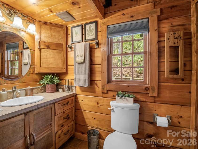 256 Bear Branch Road, Hendersonville, NC 28792.  MLS# CAR4361607, YatesRealty ID 9757. 