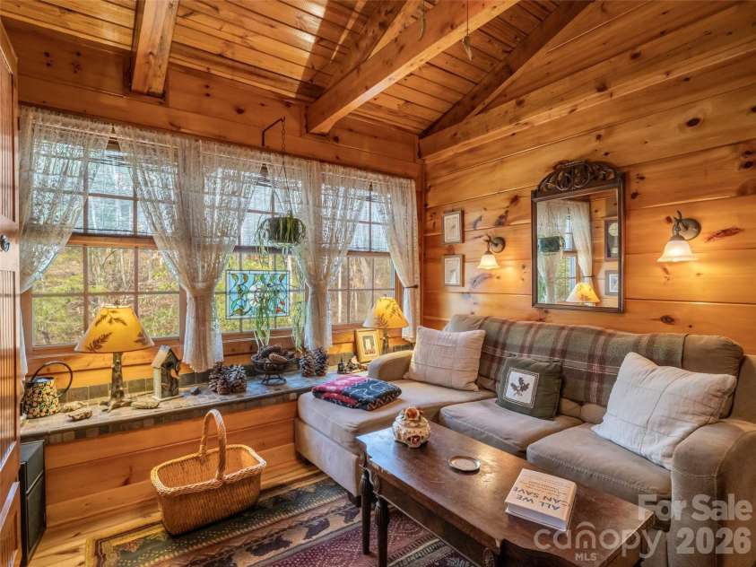256 Bear Branch Road, Hendersonville, NC 28792.  MLS# CAR4361607, YatesRealty ID 9757. 