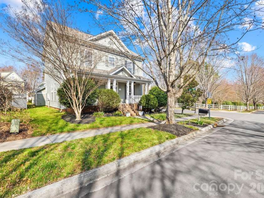159 Water Oak Drive, Mooresville, NC 28117.  MLS# CAR4354862, YatesRealty ID 9758. 