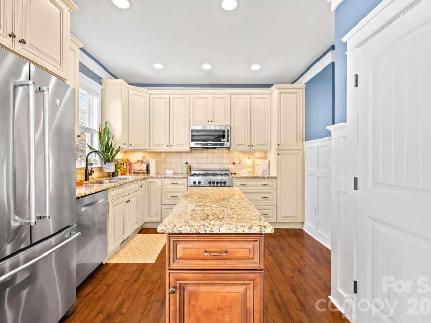 159 Water Oak Drive, Mooresville, NC 28117.  MLS# CAR4354862, YatesRealty ID 9758. 