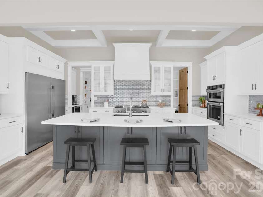 220 Palm Cove Way, York, SC 29745.  MLS# CAR4359684, YatesRealty ID 9759. Kitchen