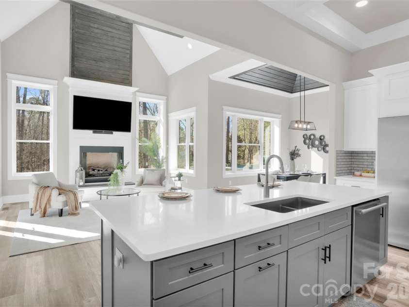 220 Palm Cove Way, York, SC 29745.  MLS# CAR4359684, YatesRealty ID 9759. Kitchen