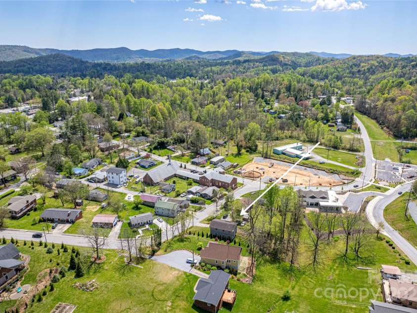 80 Carver Street, Brevard, NC 28712.  MLS# CAR4218723, YatesRealty ID 9759. 