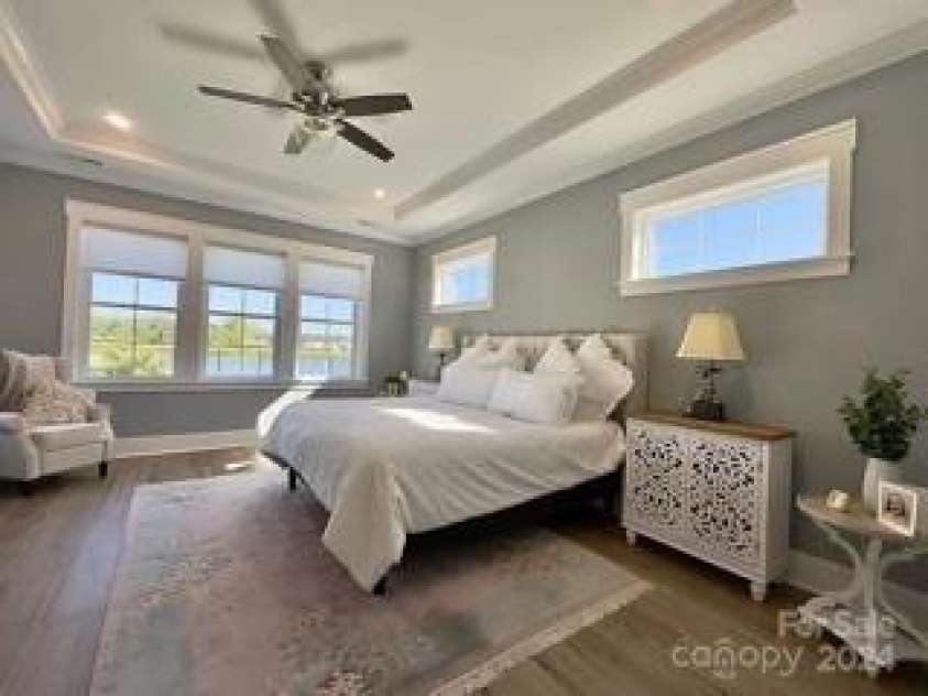 001 Beatties Ford Road, Huntersville, NC 28078.  MLS# CAR4149773, YatesRealty ID 976. 